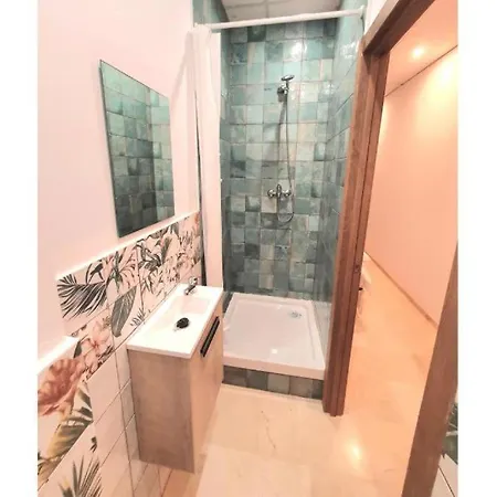 PLAZA HOME ResEst-2